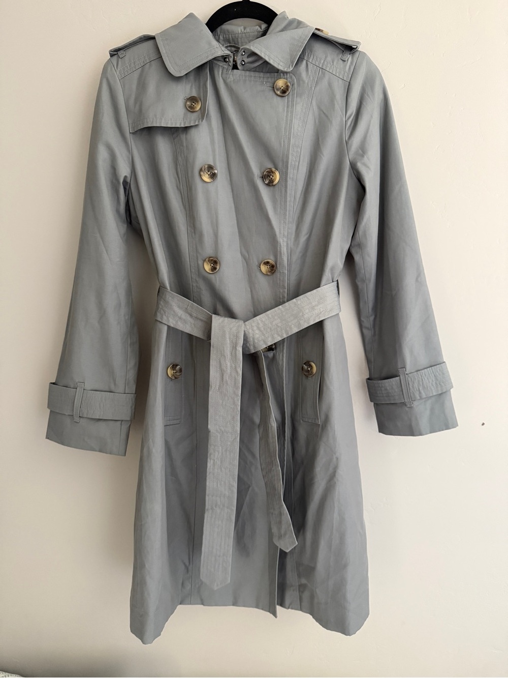 Classic Women's Double-Breasted Trench Coat in Light Gray